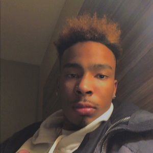 Meet your Posher, Amir